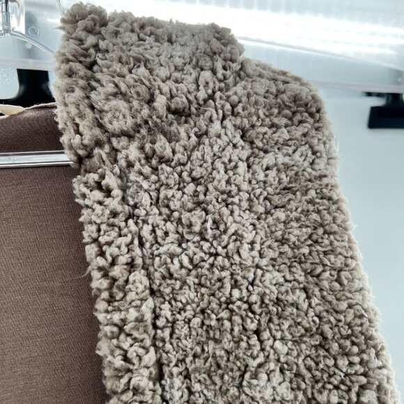 Krazy Kat Womens Hooded Vest Open Front Sherpa Faux Fur Beige Size Small - Picture 4 of 9